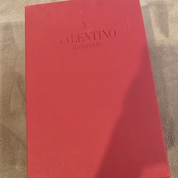 Valentino empty Shoe Box - Picture 3 of 3